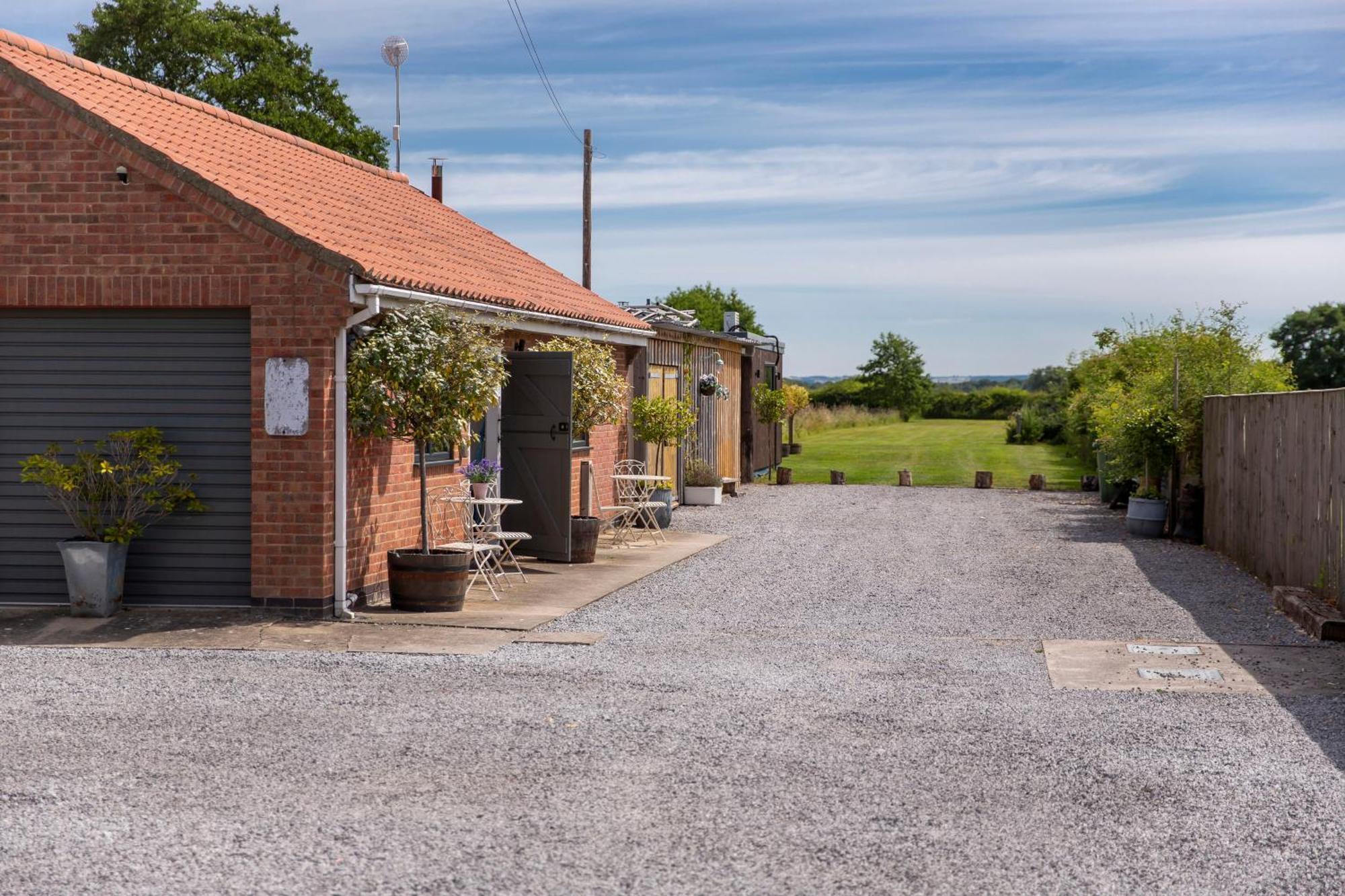 The Stables Luxury House With Hot Tub Lägenhet York Exteriör bild